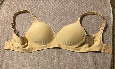 Underoutfit bra. NWT. Size - Large.  See size chart in pics 