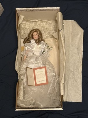 Bridal Splendor Franklin Heirloom Porcelain Bride Doll In Box with Booklet