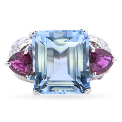 Vintage Platinum 12.0ct Aquamarine and 1.10tcw Ruby Statement Ring