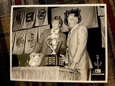 1982 DALE HAWERCHUK NHL HOCKEY TYPE 1 PHOTO BERNIE GEOFFRION WINNIPEG JETS AHL