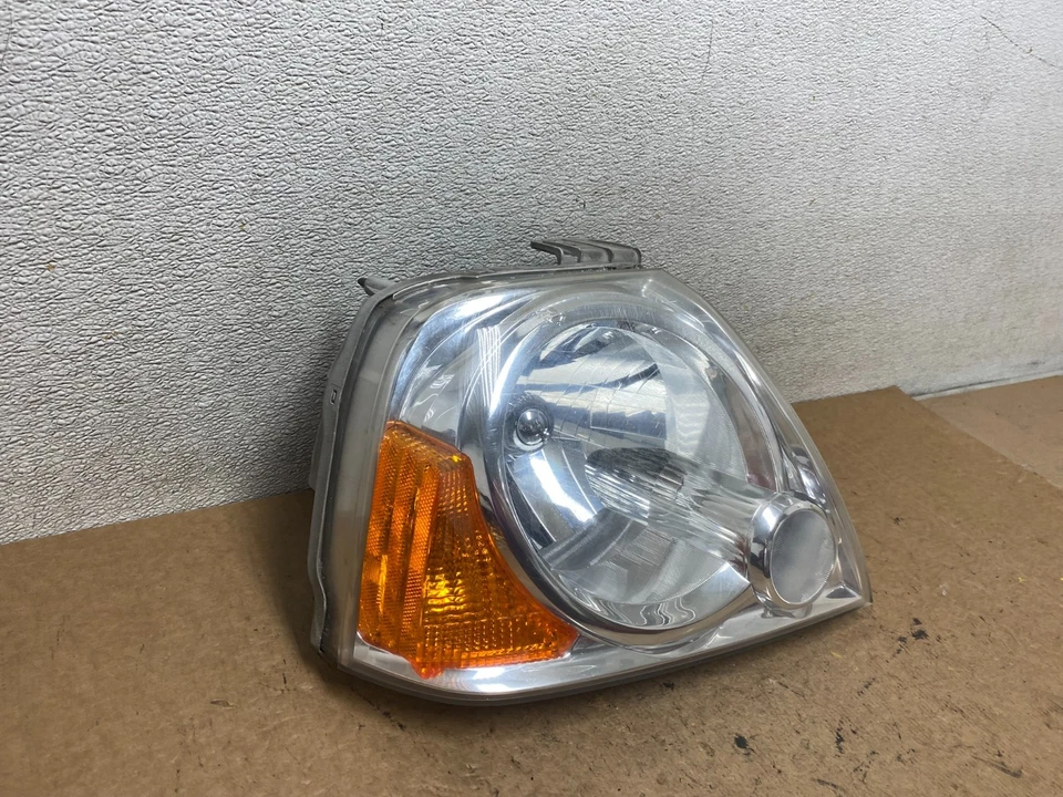 Faro lateral derecho pasajero Suzuki XL-7 XL7 2004 a 2006 Vitara OEM S7677 Foto 3 de 4