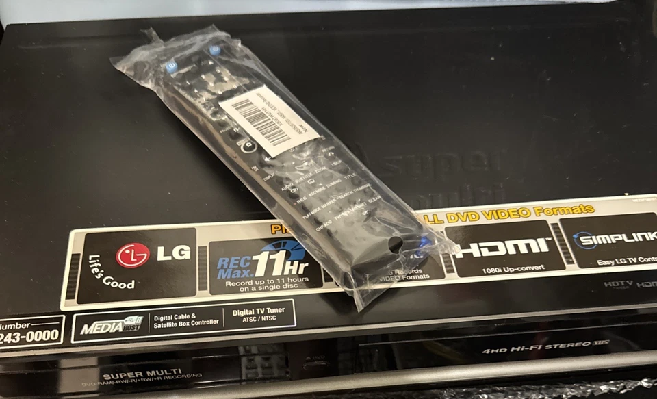 LG RC797T Super Multi DVD Recorder VCR COMBO Digital Tuner With Remote.Read Inf - Image 2 of 4