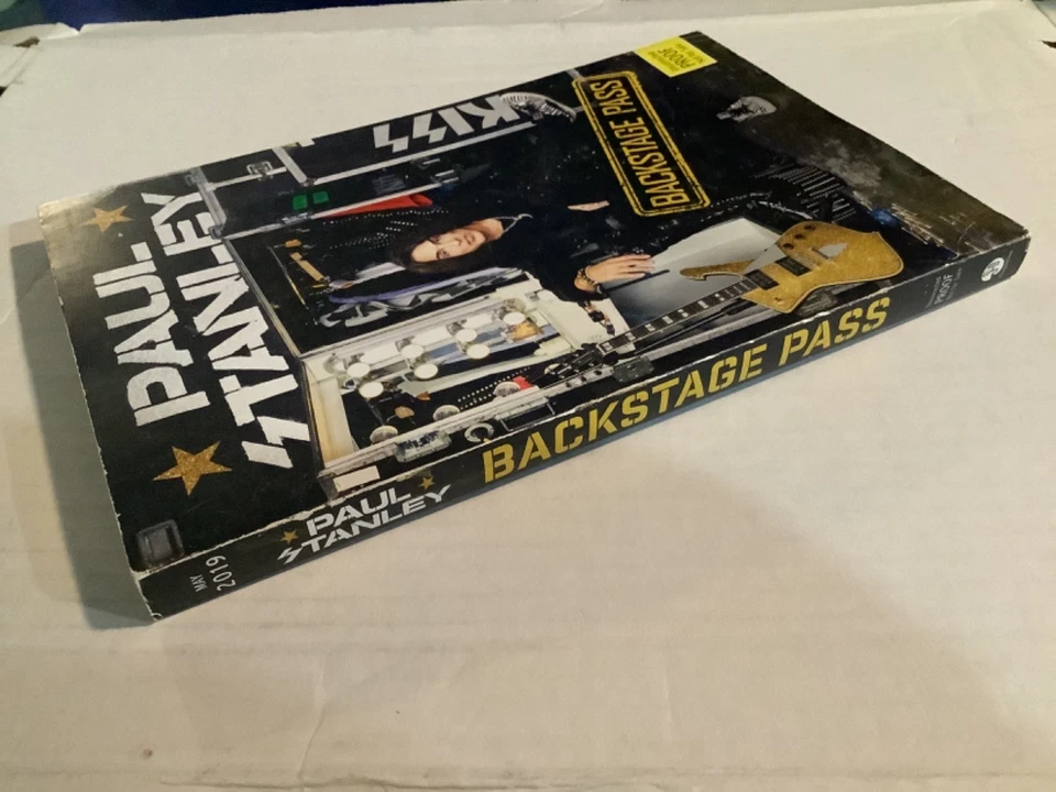 BACKSTAGE PASS By PAUL STANLEY KISS 2019 UNCORRECTED PROOF 1st EDITION SC RARE - Image 3 of 4