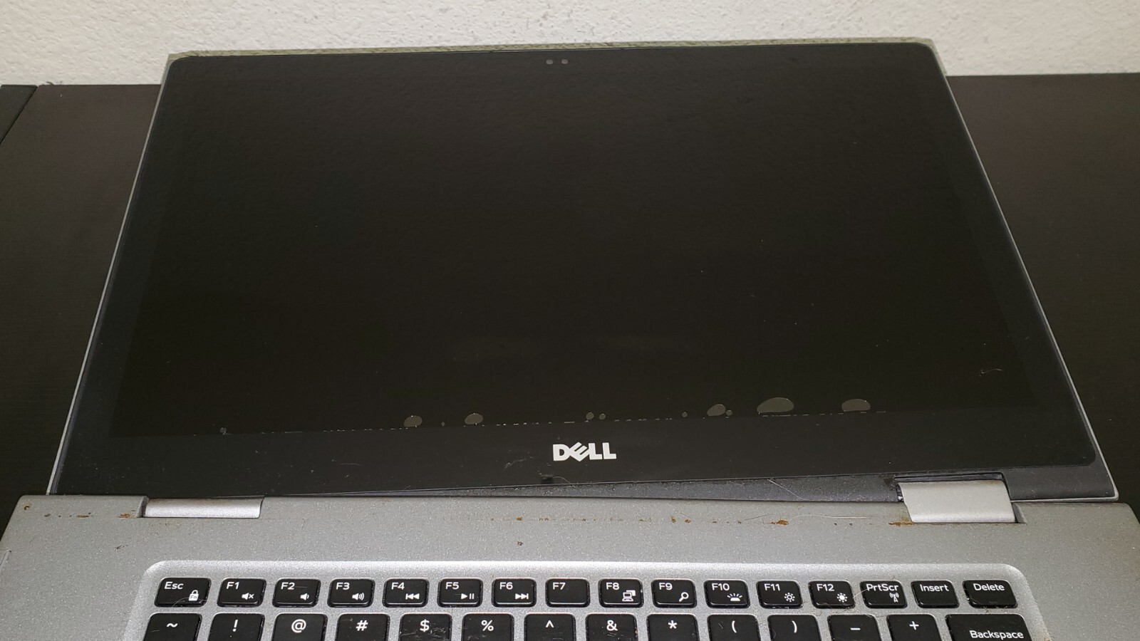 DELL INSPIRON 15 5578 2-in-1 15.6" i5-7200U 2.5GHz NO POWER NEEDS PARTS & REPAIR - Picture 3 of 13