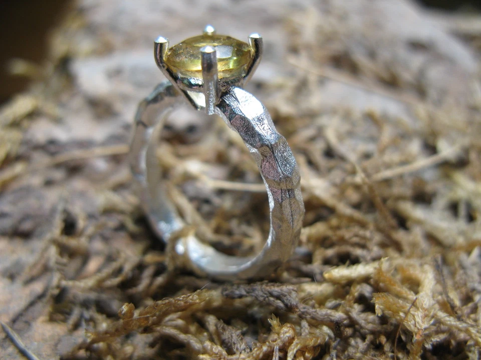 SOLITARIO ALTERNATIVO LAVORAZIONE RUSTIC CON AMETISTA,TOPAZIO,CITRINO IN ARGENTO - Immagine 4 di 4