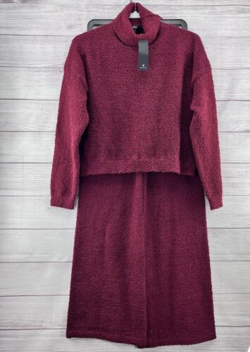 NWT Lulus Cuddle Snuggle City Burgundy Fuzzy Knit Turtleneck Sweater Pants Sz M