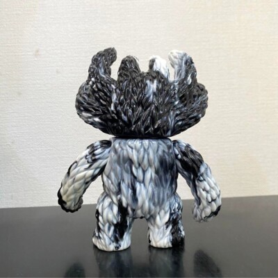 Shirahama Toy Kumon Soft Vinyl Black x White Sofubi Sofvi Shirahama Toy Kumon Soft Vinyl Black x White Sofubi Sofvi