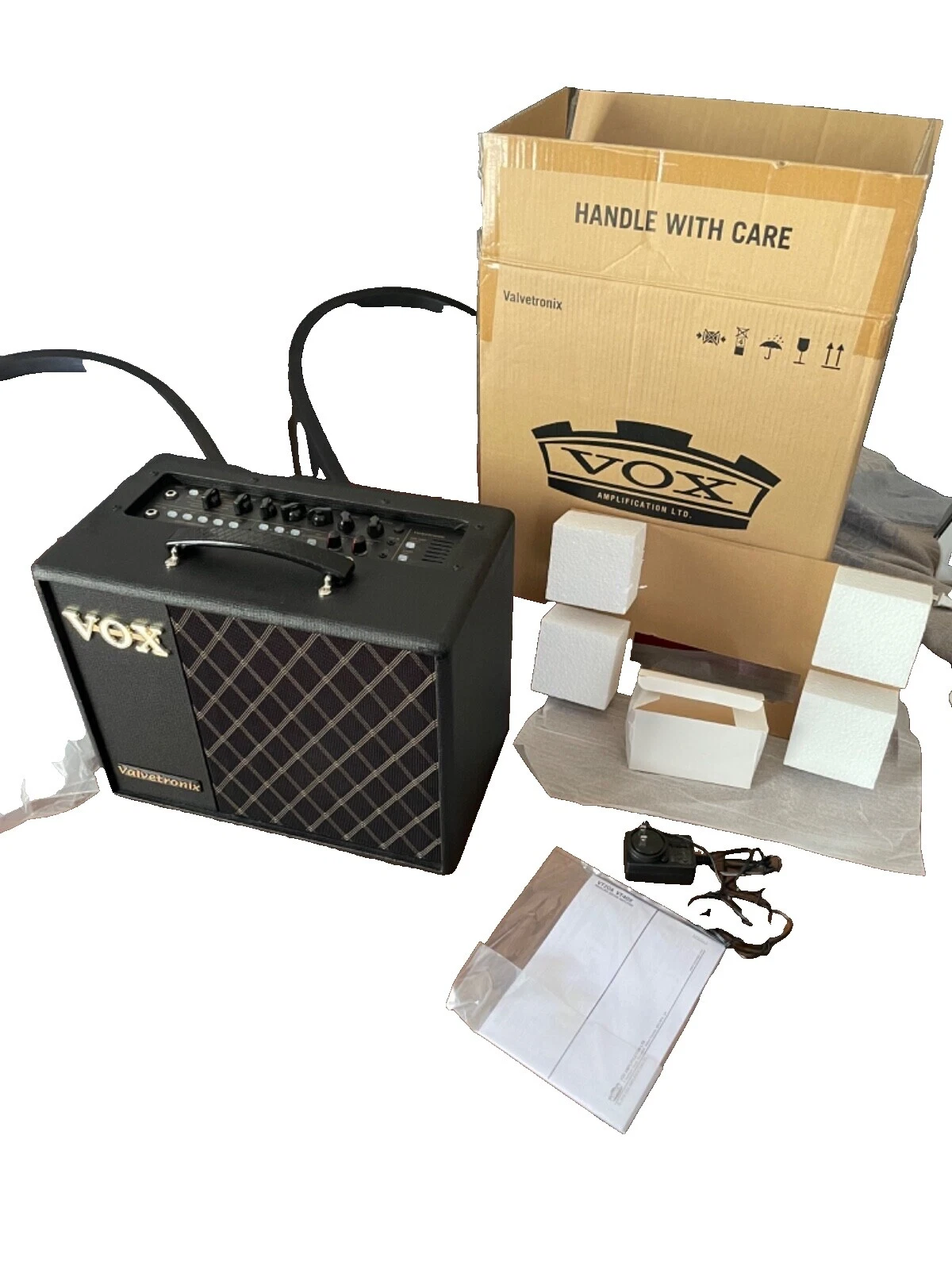 Vox 4 Guitar Amplifiers