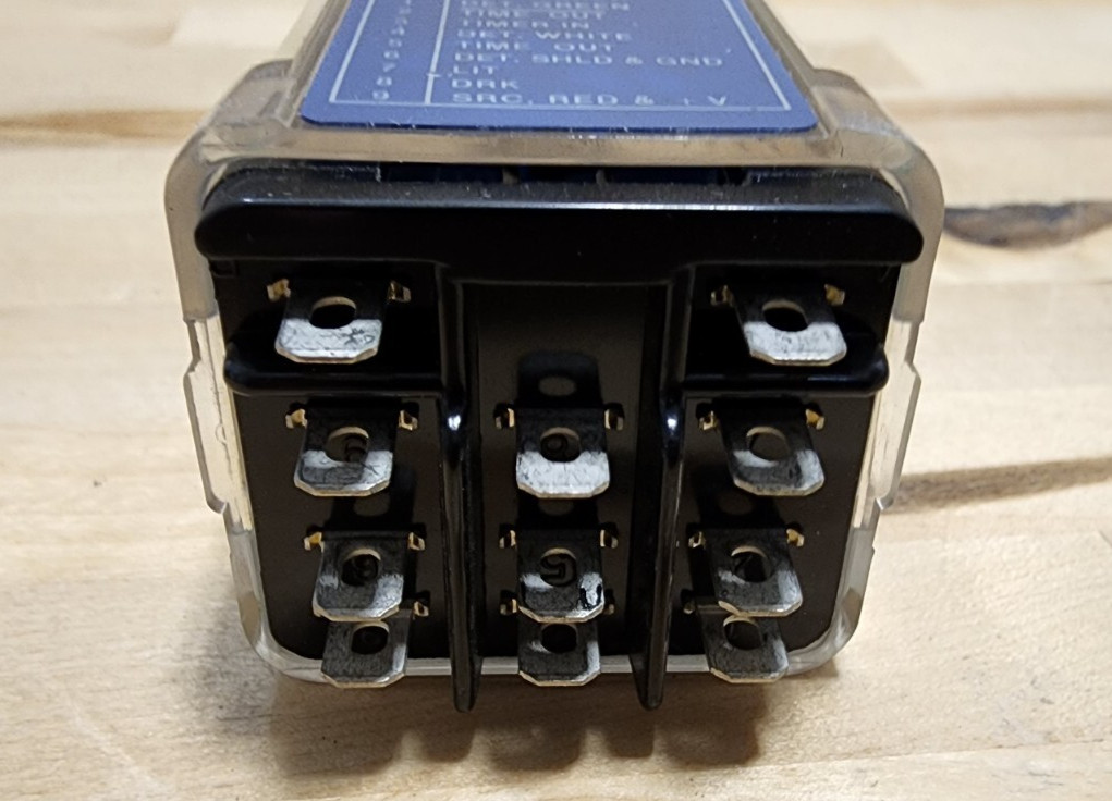 Eaton Cutler Hammer 8772A-6501 Photoelectric Control Unit Module 70 Series NOS