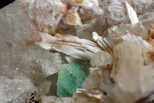 FLUORITE * FINE OCTAHEDRON ON CALCITE + LAUMONTITE !!! Litice, CZECH REPUBLIC - Picture 6 of 15