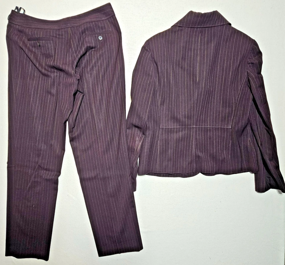 Chaqueta ejecutiva a rayas Pin talla 10 y pantalones talla 8 para mujer de Anne Klein Foto 2 de 4
