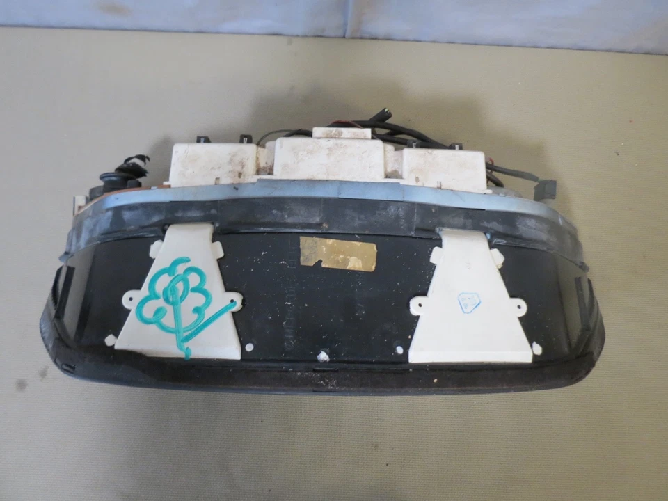 86 87 88 89 90 Mercedes w124 DIESEL Velocímetro Cluster 140 MPH 310k 87001196 Foto 2 de 4