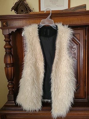 Vintage Faux Fur Vest Size M IVORY SILVER Boho Western Grunge Y2K 70s Cher Brats