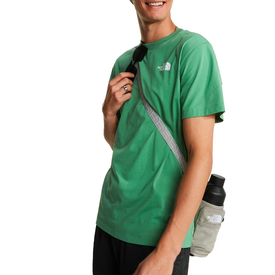 The North Face - Camiseta manga corta para hombre Evolution NSE Box, código verde... - Imagen 3 de 4