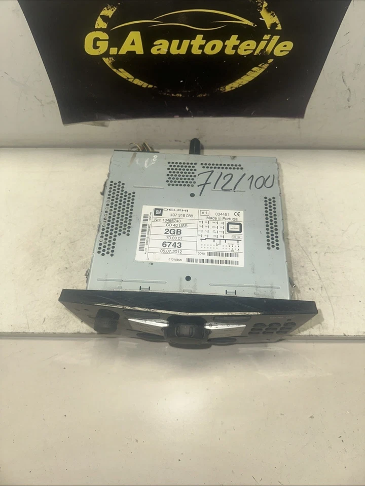 Opel Zafira '06 B 1,9 CDTi Autoradio/CD Grundig GM CD30MP3 344183129 034451 - Bild 4 von 4