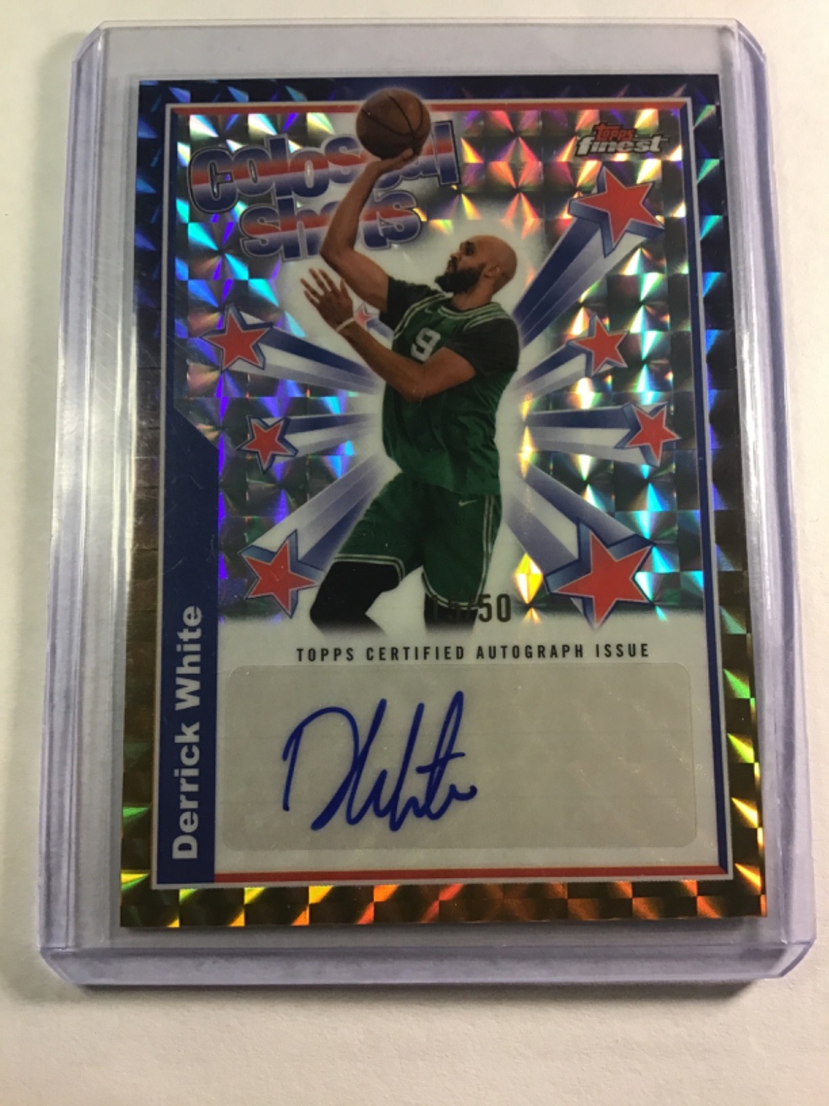 2024-25 Topps Finest Derrick White Colossal Shots Auto Gold Geometric #/50
