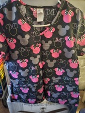 Disney Women  s Scrub Top Black Hot Pink White MINNIE MOUSE/ Sz MEDIUM