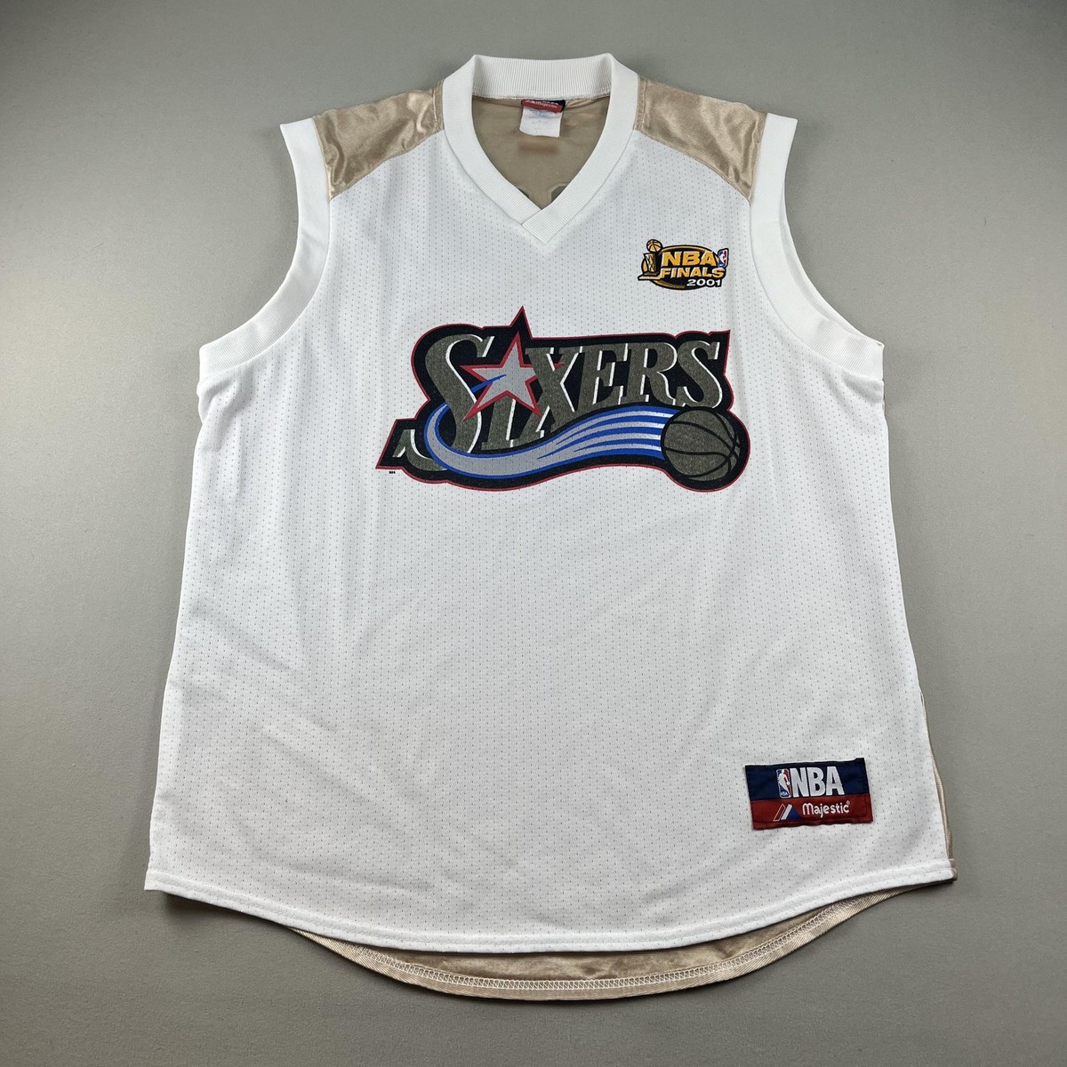 Vintage Philadelphia 76ers Allen Iverson Jersey Large Majestic NBA