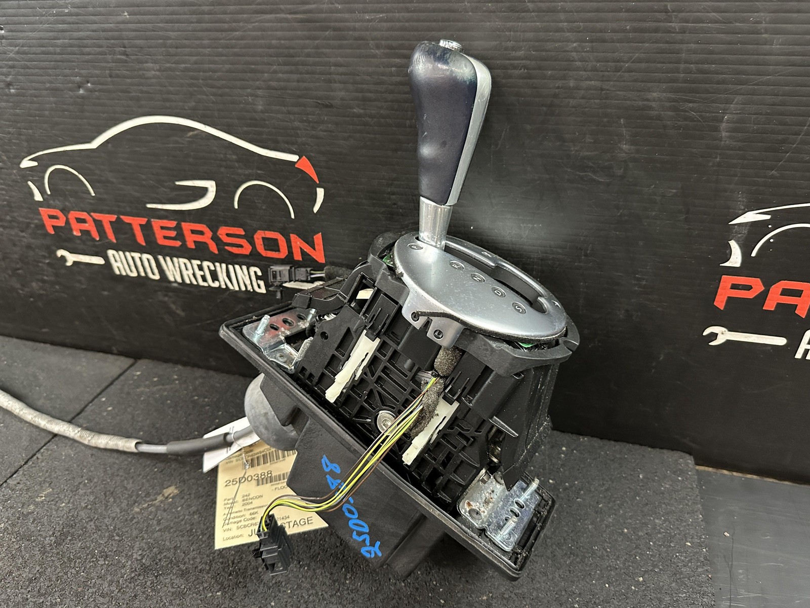 2004 BENTLEY CONTINENTAL AUTOMATIC TRANSMISSION FLOOR SHIFTER GEAR SELECTOR