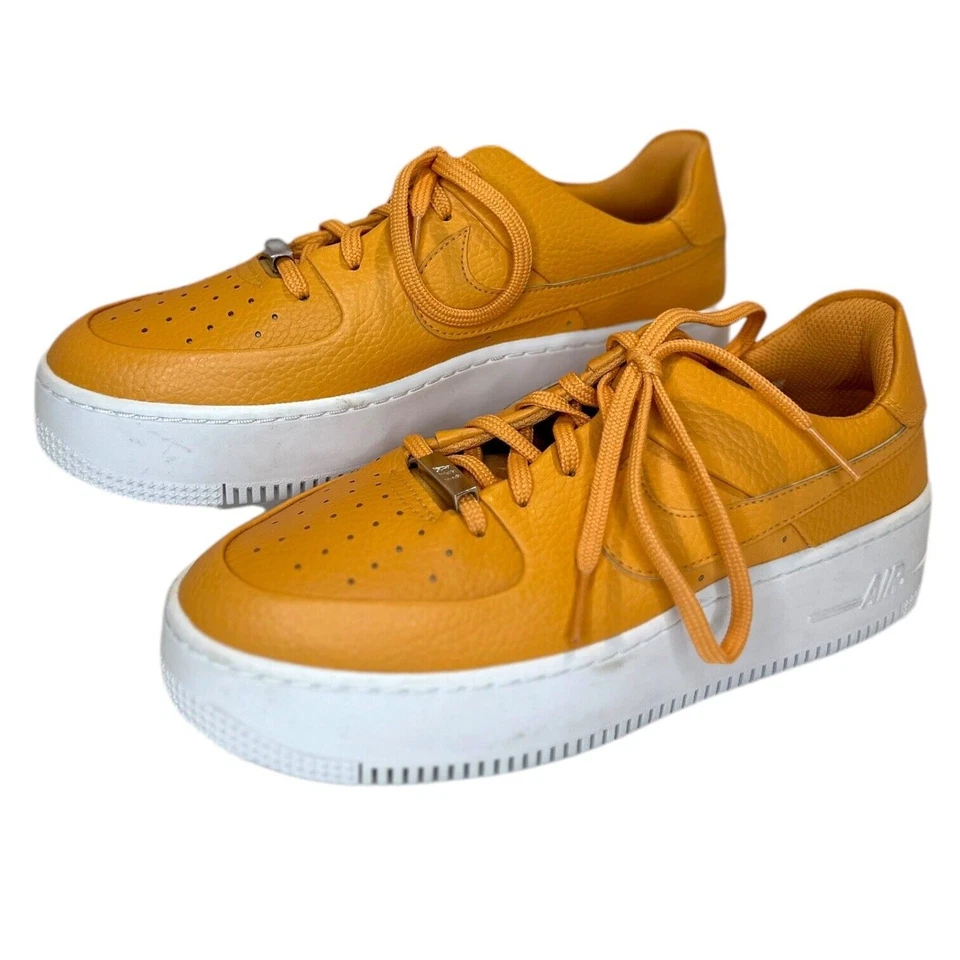 Nike Air Force 1 Sage Bajo Cobre Luna Cuero Cordones Tenis Mujer Talla US 8.5 Foto 2 de 4