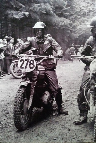 Steve McQueen Racing in 1964 on his Triumph motorcycle Poster NEW