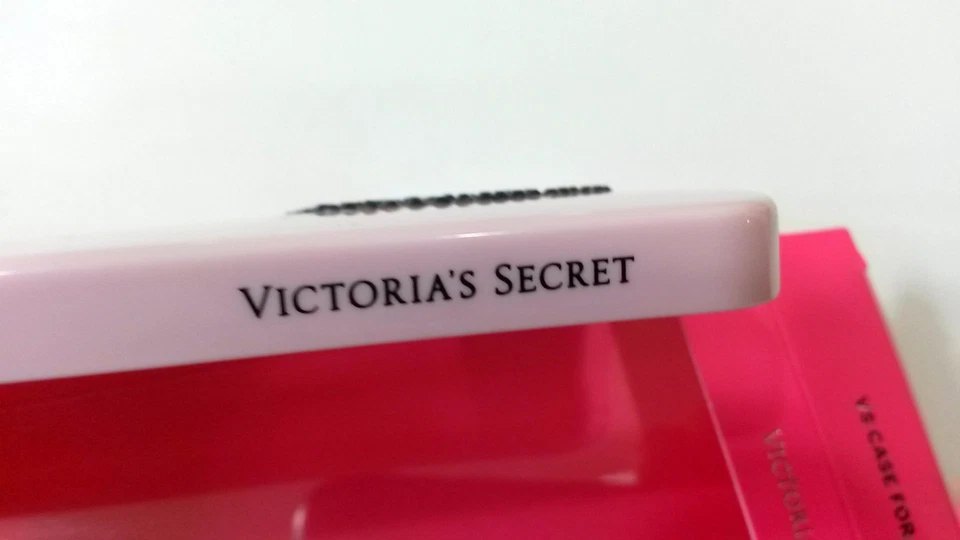 Auténtico Victoria's Secret IPHONE 4 4S I Teléfono Estuche Rígido Rosa Corazón Foto 4 de 4