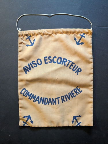 Petit fanion aviso escorteur Commandant Riviere (19x26.5cm) - Photo 1/2