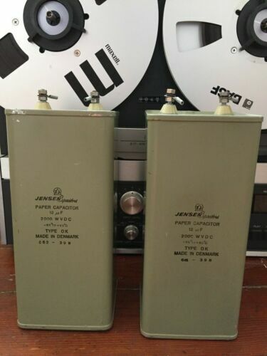 2 X 1uF 1000V JENSEN CAPACITOR. SILVER LEADOUT. AXIAL. 45.5 2 X 1uF 1000V JENSEN CAPACITOR. SILVER LEADOUT. AXIAL. 45.5