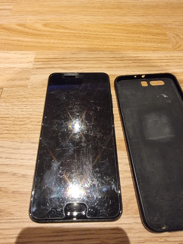 Huawei P10 Plus - 128GB - Graphite Black (Unlocked) Smartphone - Image 3 of 3