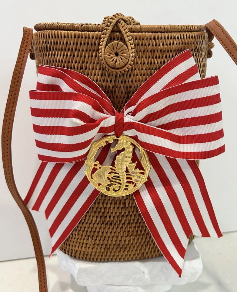 Bolso Bandolera Raro Vintage Bosom Buddy Paja Rojo Blanco Cinta Caballito de Mar Dije Foto 2 de 4