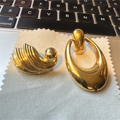 MONET mixed Gold Tone Metal Abstract Clip-On Earrings, Art Theme, 1.25 & 2 in