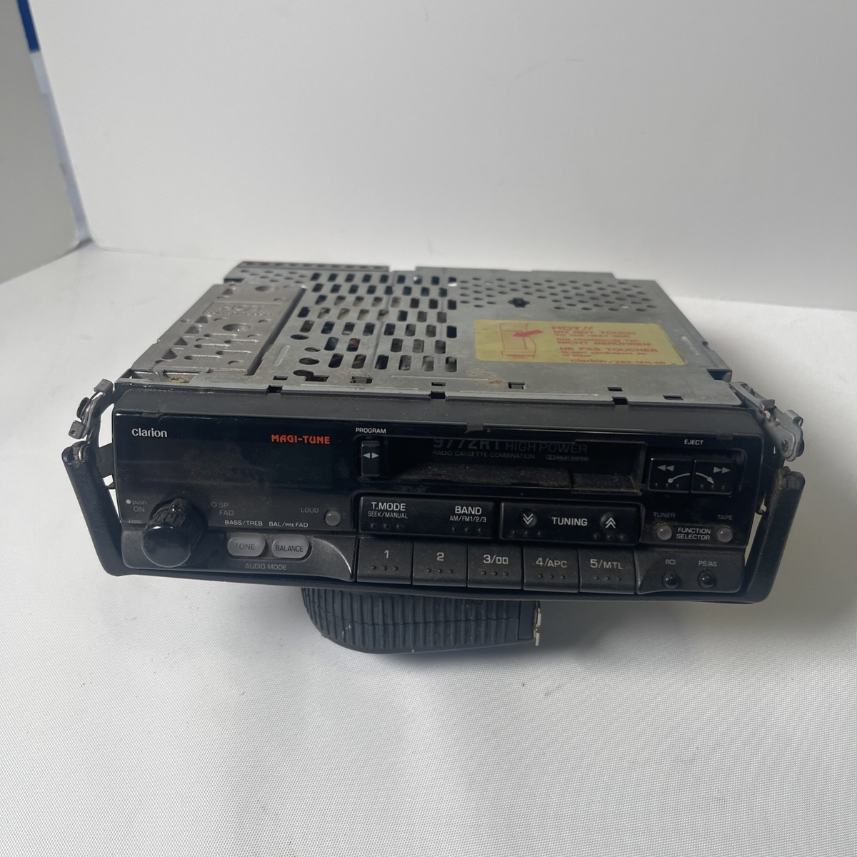Clarion 9772RT Car Radio Cassette Player AM/FM Black Magi-tune