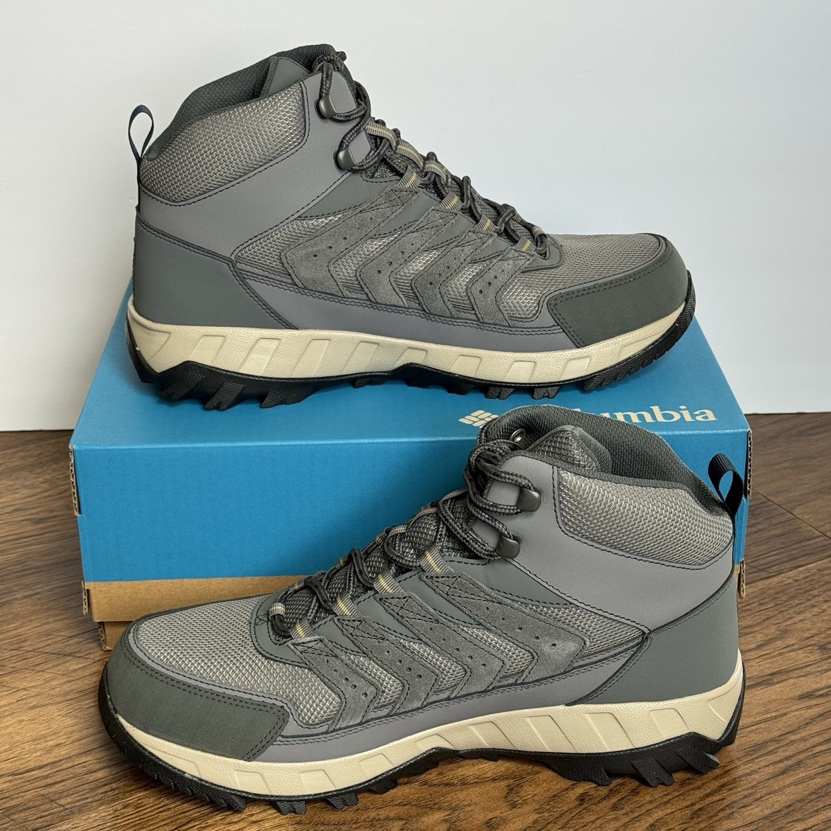 Columbia Strata Trail Mid Waterproof Hiking Boots Men display picture 2
