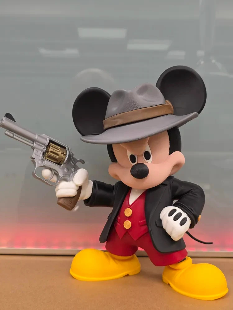 Mickey Mouse Peaky Blind Statue 11 Inches Tall Fully Colored USA SELLER