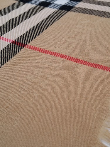 Vintage Burberry London Cashmere Nova Check Shawl/Scarf, Made In Scotland. - Picture 6 of 14