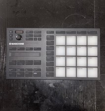 Native Instruments MASCHINE MIKRO MK3 Drum Controller