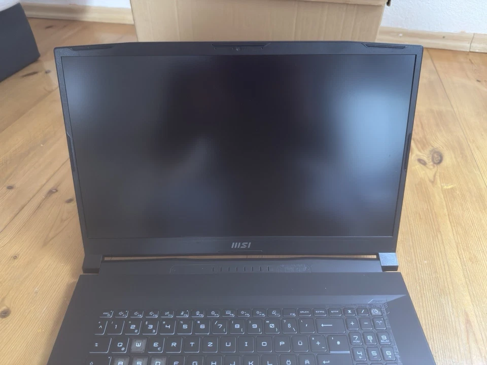 MSI Katana 17 B13VGK-1212 Gaming Laptop mit RGB Beleuchtung in OVP - Bild 4 von 4