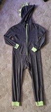 Cat and jack Size 6/7 Small boys sleepwear dinosaur