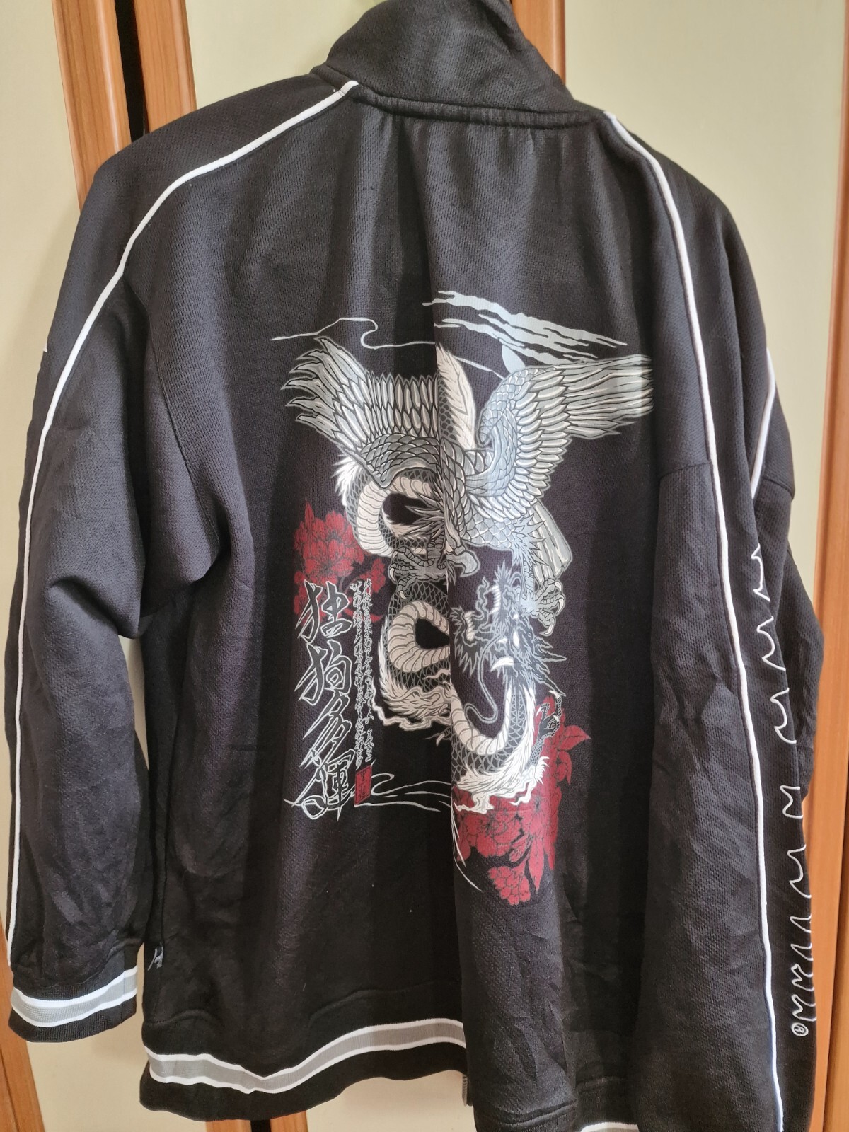 Dogtown Black Dragon, Black Jacket