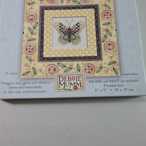 Cross Stitch Kit Buttons & Butterfly Counted - Dimensions Daydreams 72888 Debbie - Picture 3 of 4