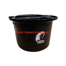 New Official Cheval Liberte Horse Feed Bucket for Horse Trailer Accessories ✅