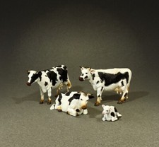 BRITAINS VILLAGE GREEN 35020 BLACK RANDALL LINEBACK COWS