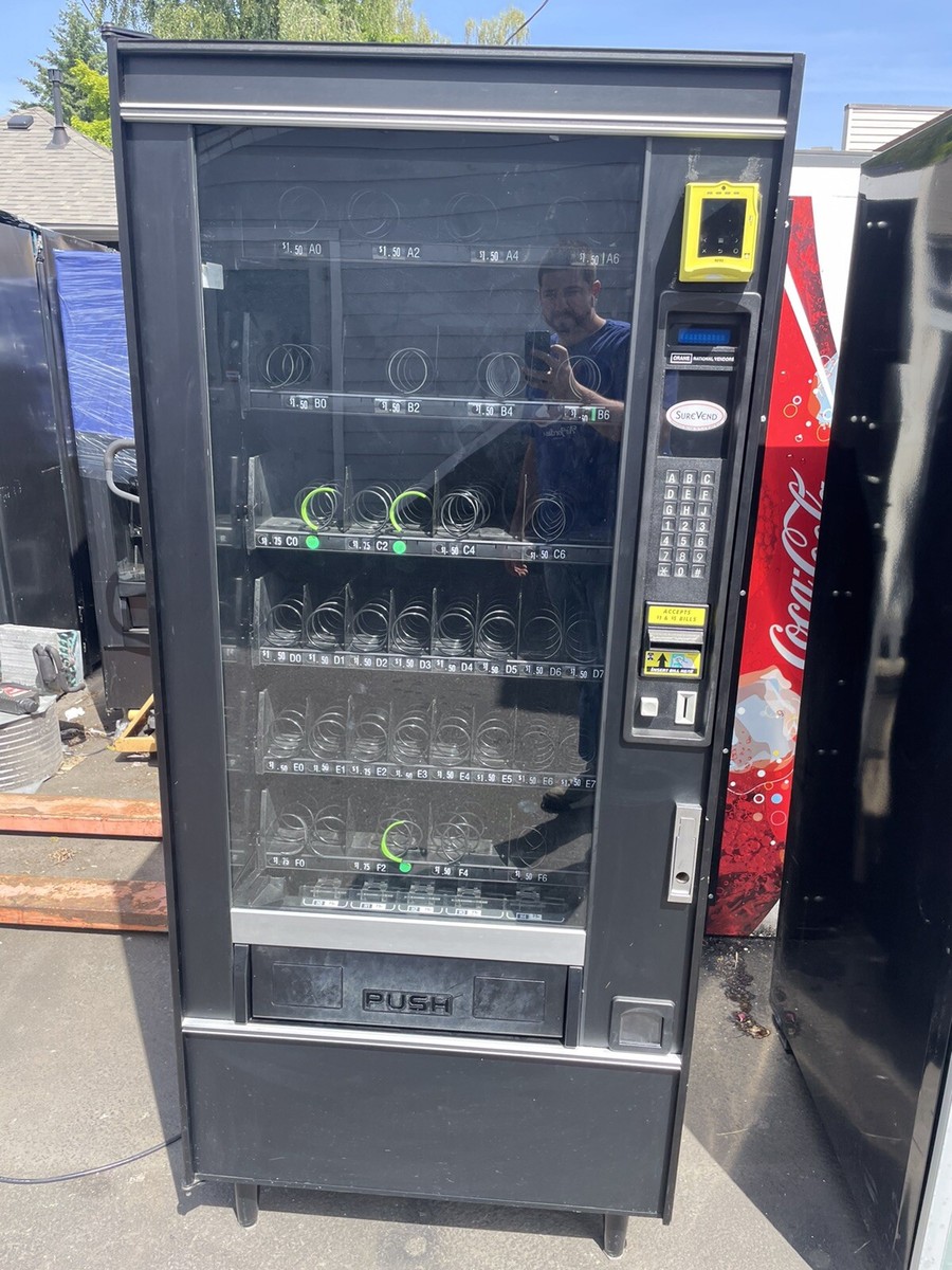 Crane National 168 Snack Vending Machine SureVend MDB Credit Card