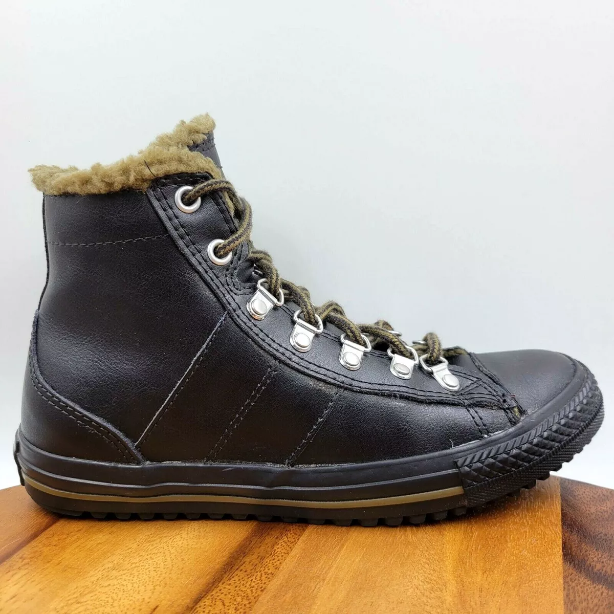 Louis Vuitton Star Trail Boots Review and Neutral Winter Outfit