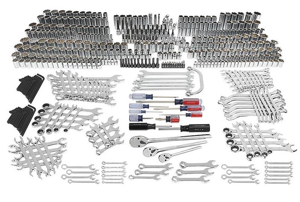Craftsman 302 piece tool clearance set