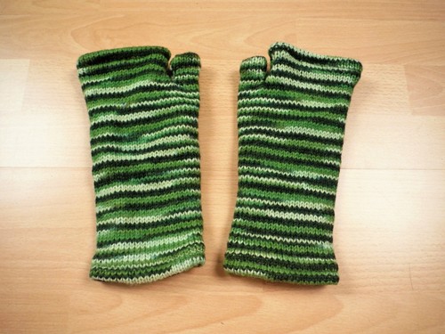 Fleece Lined Knitted Wool Wrist Warmers Unisex Boho Hippie Fingerless Gloves - Picture 103 of 141