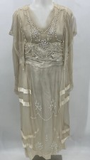Vintage 1920s flapper wedding dress beaded leafs details antique Edwardian