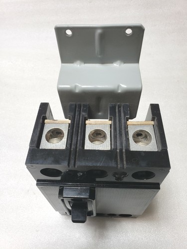 Siemens QJ23B125 Molded Case Circuit Breaker 125 Amp 240V 10KA Pullout, NOB - Picture 11 of 12