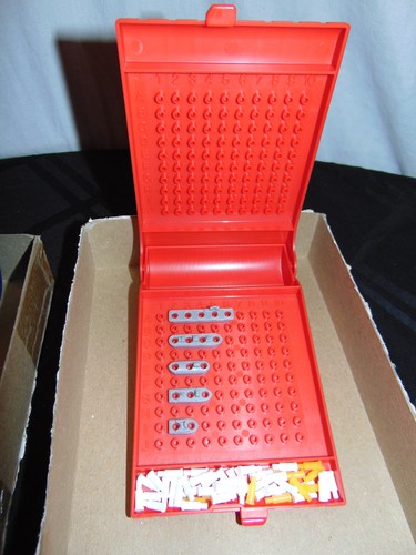 1984 Battleship Travel Game By Milton Bradley Complete In Good Cond FREE SHIP - Picture 4 of 7