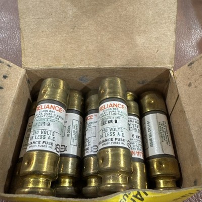 LOT OF 7 RELIANCE ECNR TIME DELAY ELEMENT CURRENT LIMITING FUSE1 250VAC
